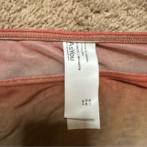 EUC Ombre Cover-Up Skirt - Picture 3 of 3